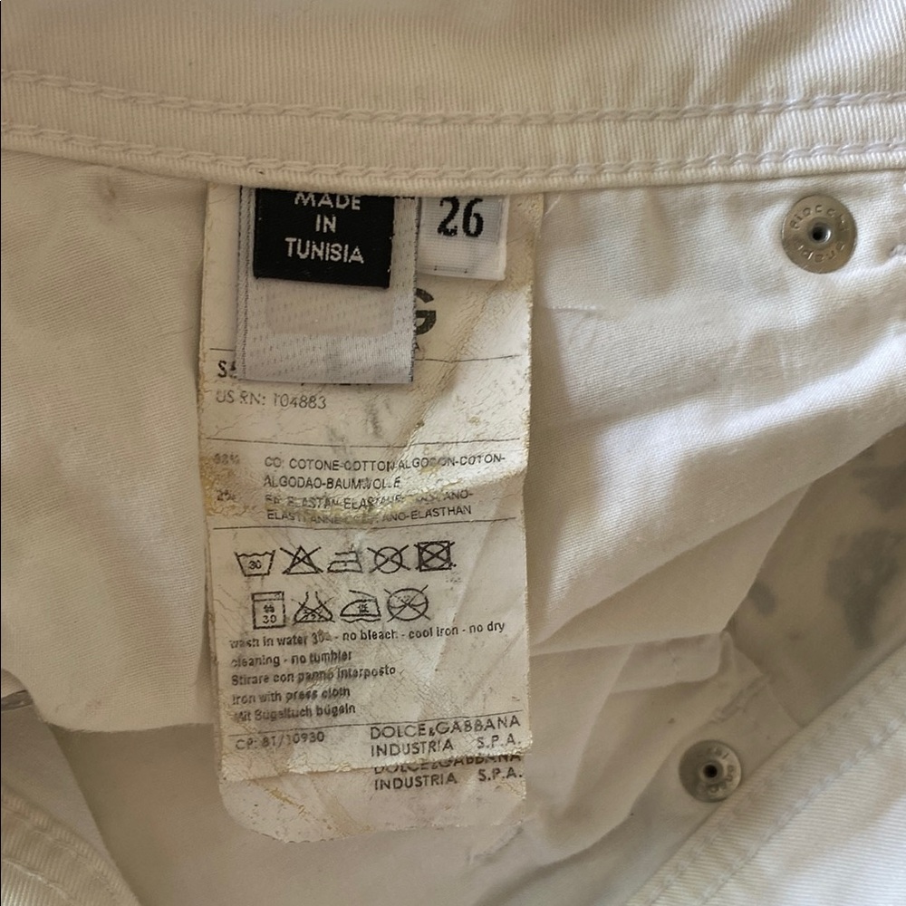 VINTAGE Y2K DOLCE & GABBANA R. BUDD DWYER NEWSPAPER PRINT JEANS  Size 26 - Picture 8 of 15